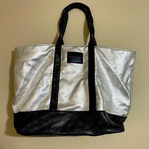 Victoria’s Secret Beach Bag - Crome/Silver